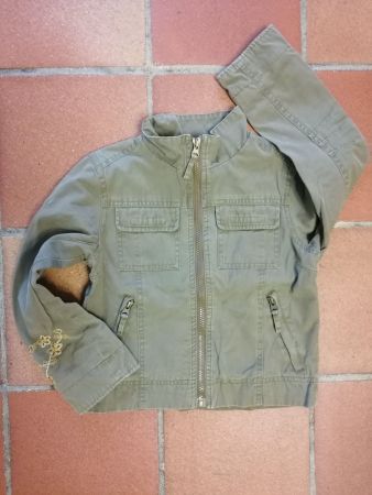 Tolle Übergangs-Jacke 122
