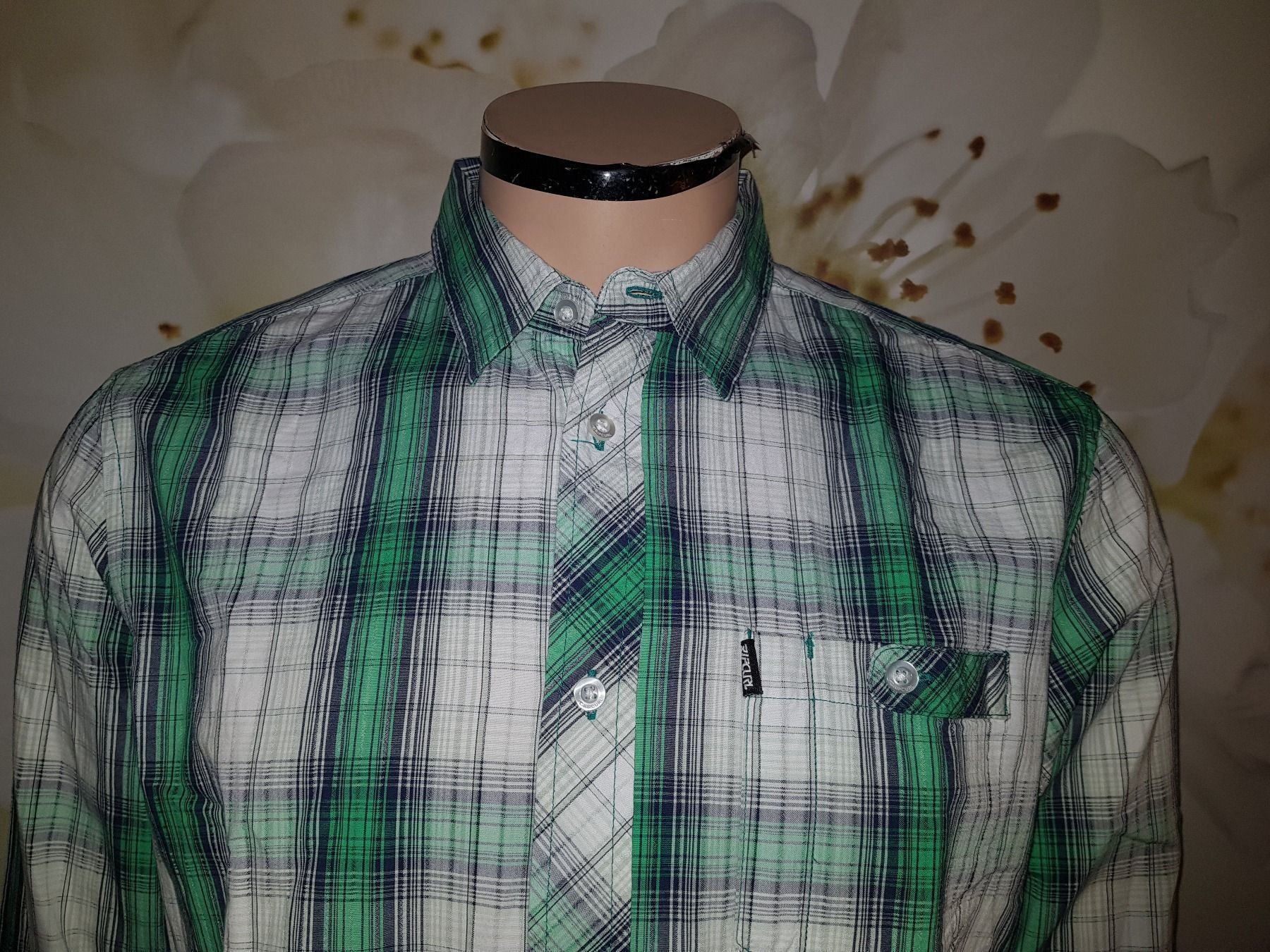 Rip Curl Hemden: RIPCURL Chemise / Hemd Taille / Grosse M – Gebraucht aus Cossonay-ville von Super-Price-Quality 1