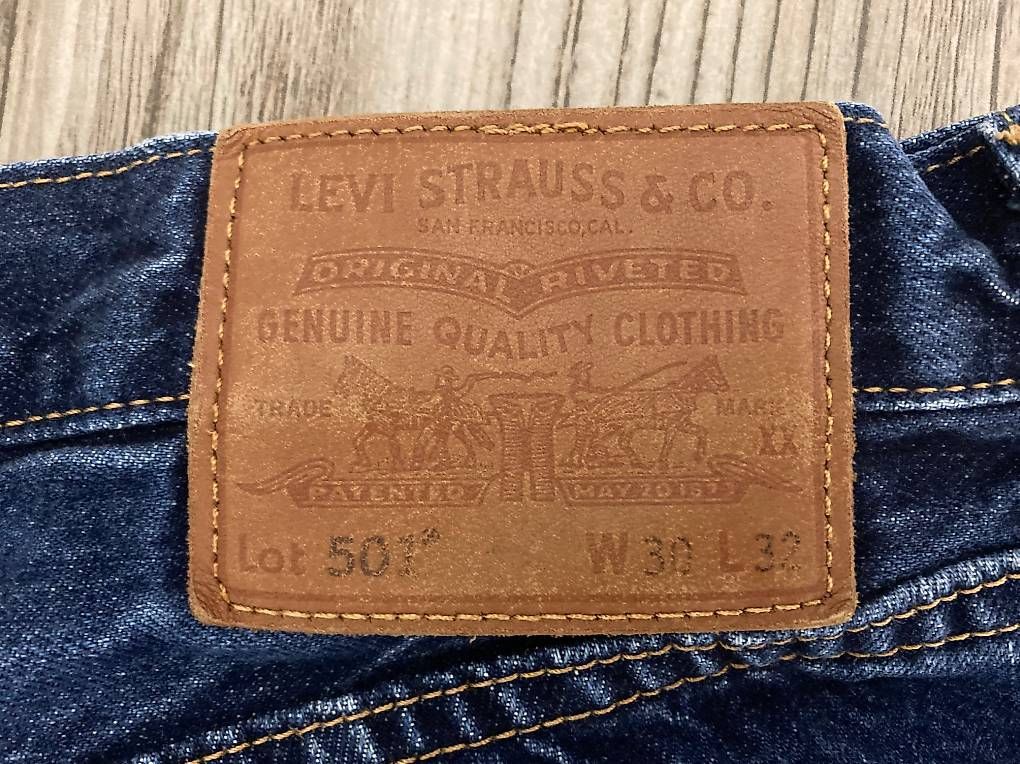 Jeans: Levis Jeans. Original. 501 – Usato da Uster venduto da Srn19 2
