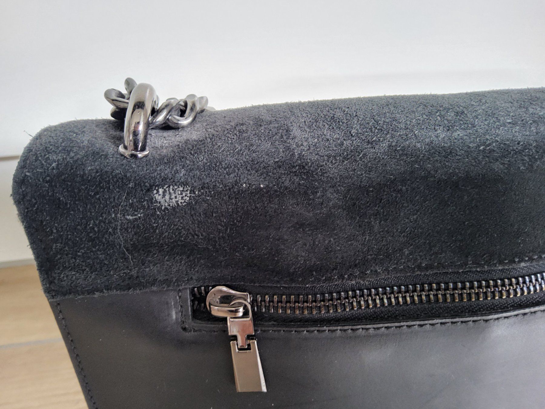 Borse da donna: Schwarze Umhängetasche – Usato da Elgg venduto da mir_btp6 3
