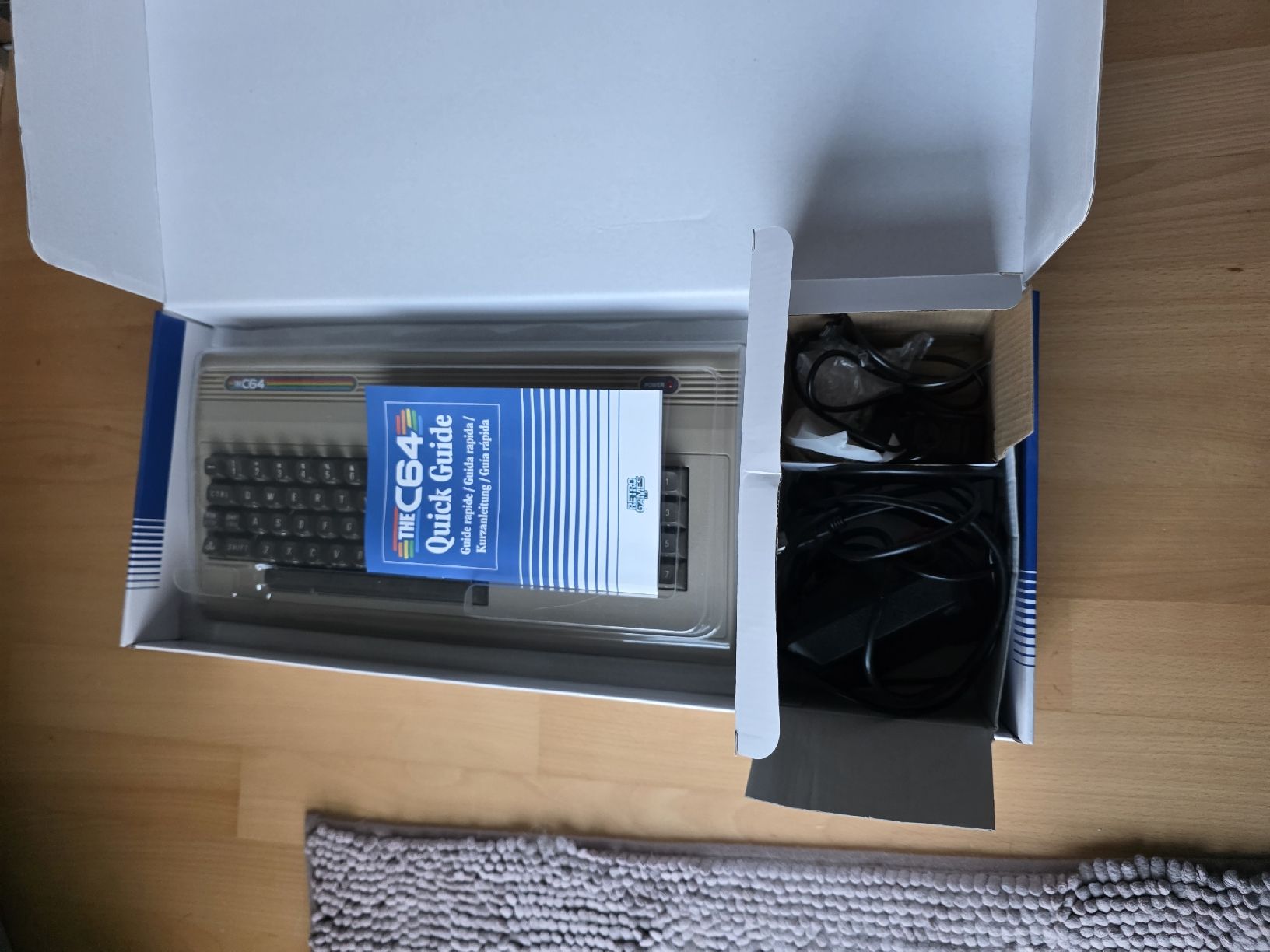 PCs: the Commodore 64, the C64 maxi, dès 1 chf – Gebraucht aus Neyruz FR von Yann 2