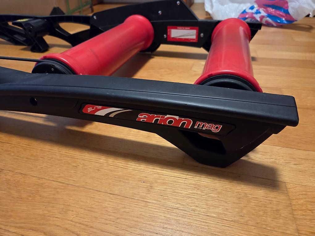 Vélos d'appartement: Elite Arion Mag Rollentrainer – D'occasion à Lachen SZ par ait_bfq7 1