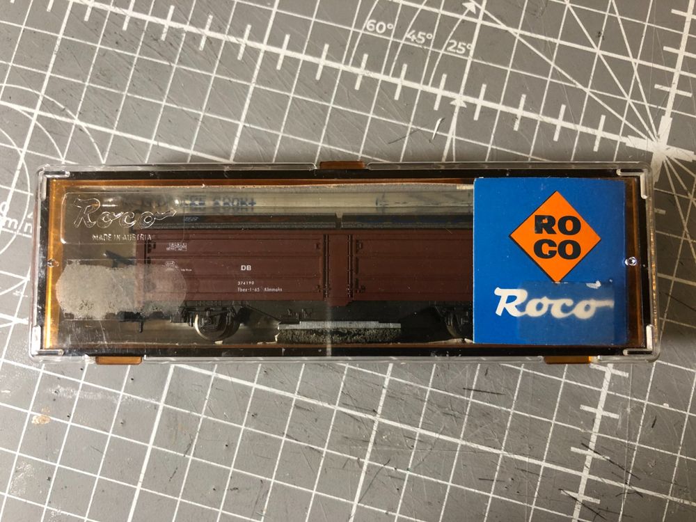 Wagon nettoyeur de voie Roco Clean (échelle N) (Defekt) in Vevey für ...
