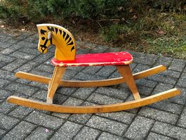 Klassisches Schaukelpferd von WISA GLORIA zum restaurieren