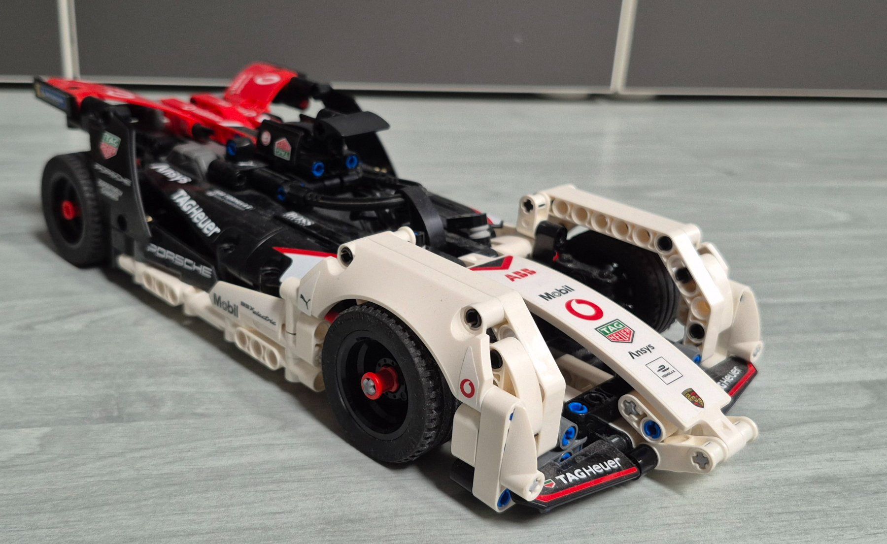 Lego Kit di costruzioni: Lego Technic 42137 Formula E Porsche – Nuovo (secondo la descrizione) da Steinmaur venduto da Poleni 1