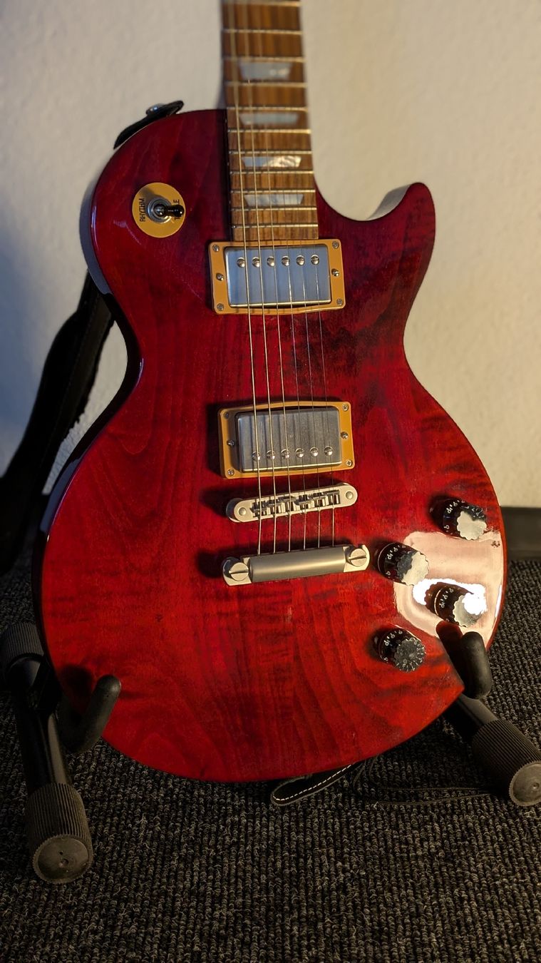 Gibson Instruments de musique: Les Paul Studio Wine Red (2016) inkl. Case – D'occasion à Zürich par Ge8 6