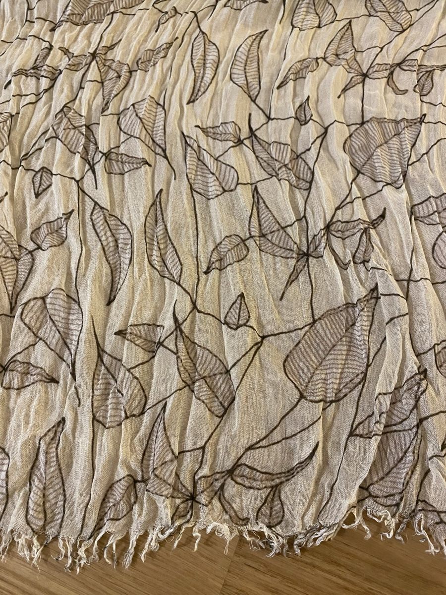 Nile Foulard & Sciarpe: Schal von Nile – Usato da Bern venduto da Emaxxx 1