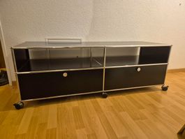 USM Haller TV-Lowboard Graphitschwarz Auszüge & Rollenschubl