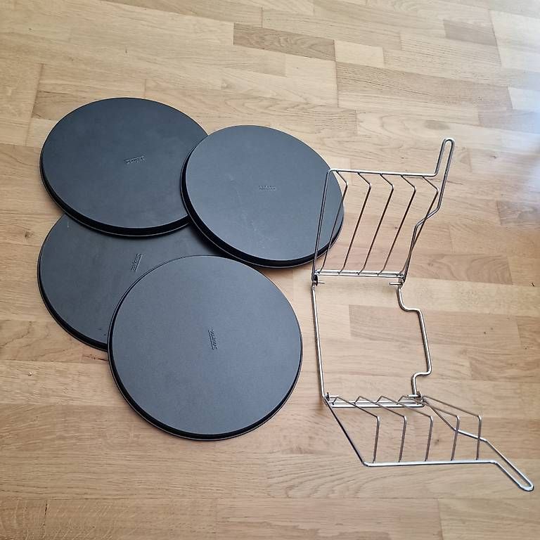 Teglie da forno: Zenker Pizzabäcker-Set 5-teilig – Usato da Zürich venduto da scrbe 3