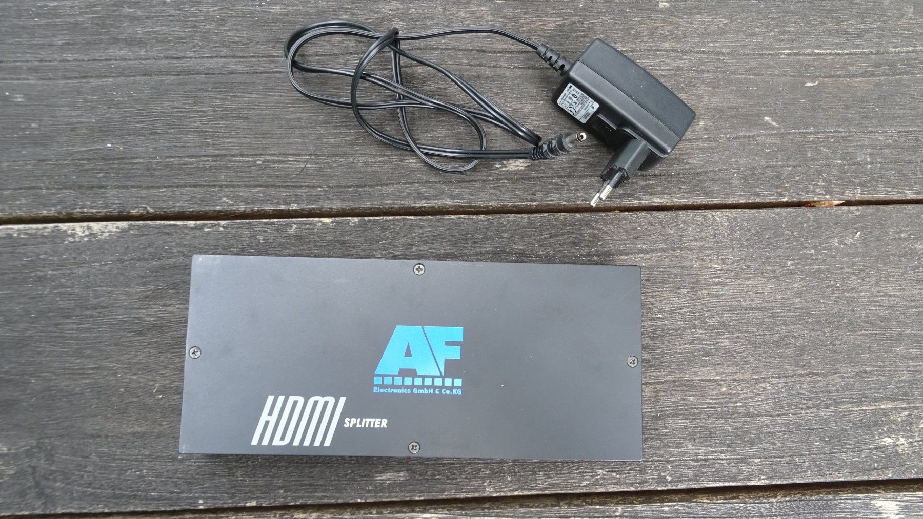 Convertitori: AF HDMI splitter HDMI-18SM 1 Eingang / 8 Ausgänge – Usato da Riedholz venduto da Leo.L 2