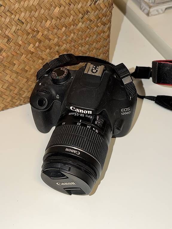Kamera: Canon Eos 1200d Kamera – Gebraucht aus Uzwil von tfr_s2dm 1