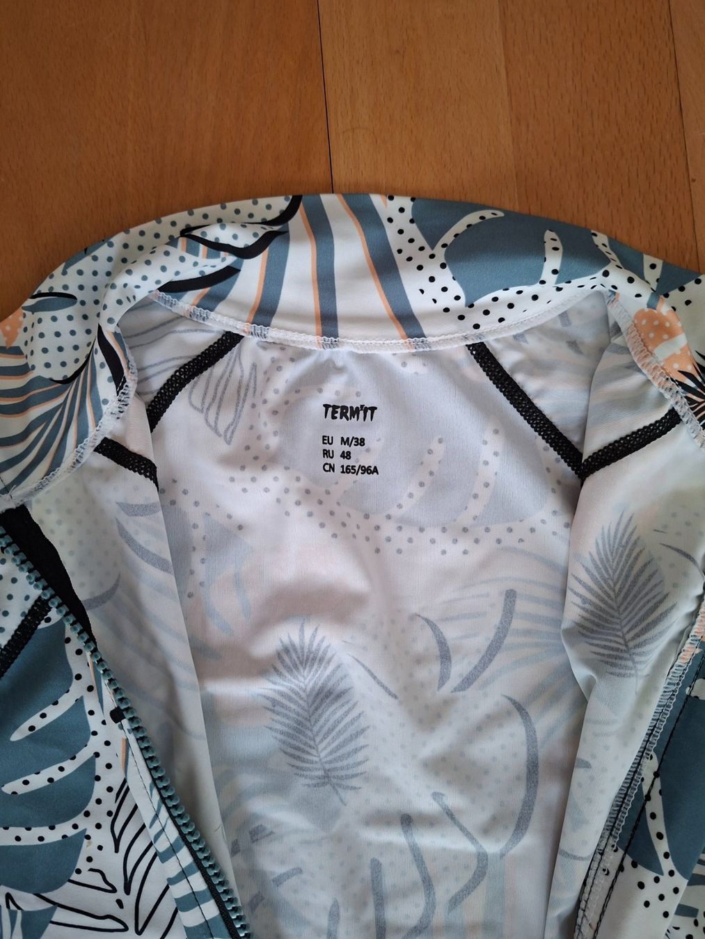 Costumi da bagno & Bikini: Swimm Langarm T-Schirt – Usato da Mülligen venduto da olg_g97b 1
