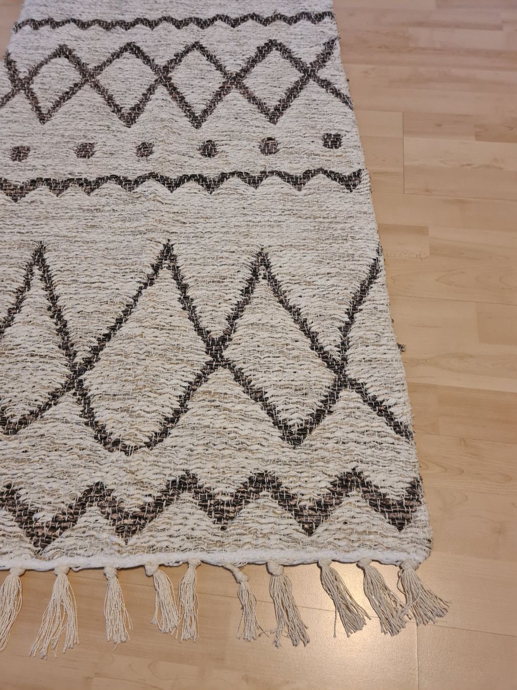 Teppiche: Teppich, Bettvorleger, 66x130 cm 2-seitig – Neu und originalverpackt aus Bremgarten AG von Deseodec 4