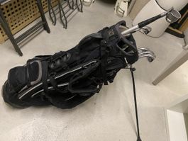 Golfbag mit 4 Eisen