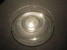 Teller  Glas, klein, einfach