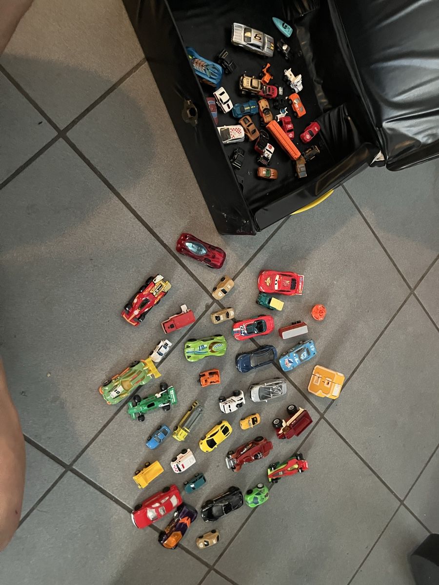 Giocattoli: Valigetta Micro Machines con macchinine usata – Usato da Chiasso venduto da fairy81 2