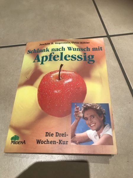 Livres: Schlank nach Wunsch mit Apfelessig – D'occasion à Bergdietikon par book-4-you