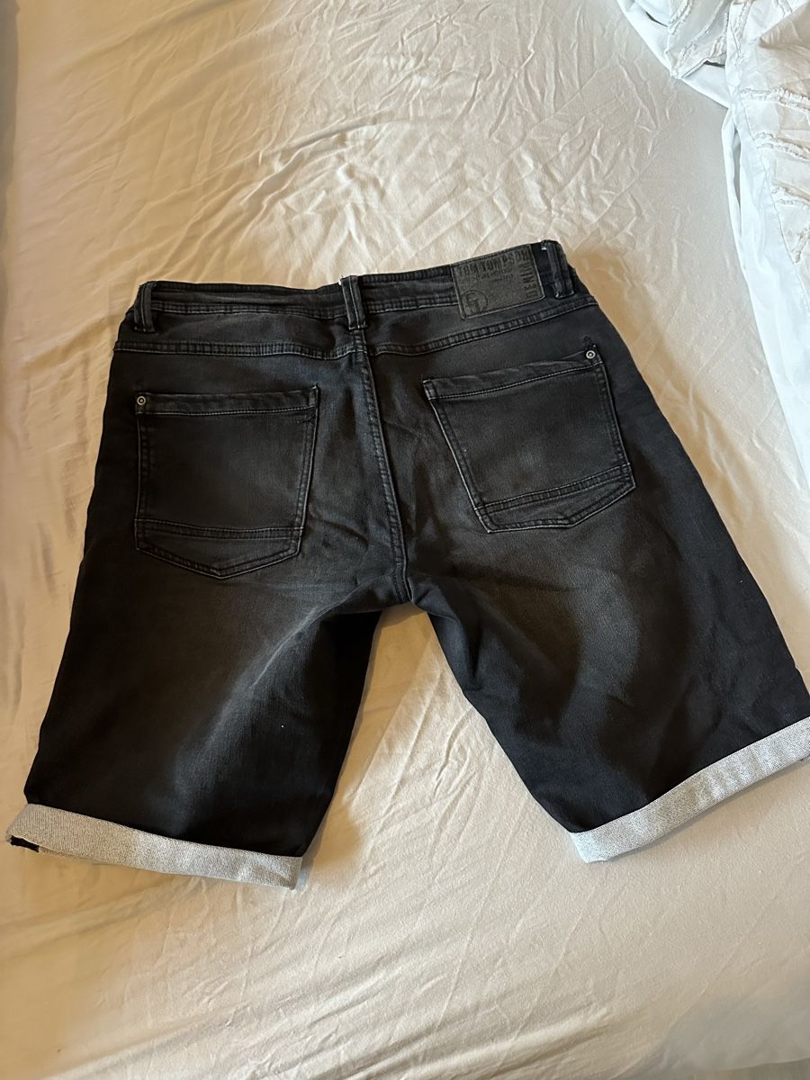 Pantaloni: Herren Shorts  -  Grösse M\L – Usato da Oberhofen Thun'see venduto da ClaudiaKelesh 4