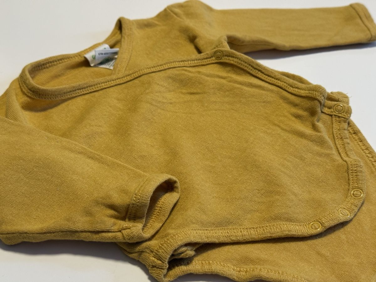 Lotti & Set di vestiti: Wolle-Seide Wickelbody Gr.62/68 – Usato da Dietwil venduto da kim_9ntv 1