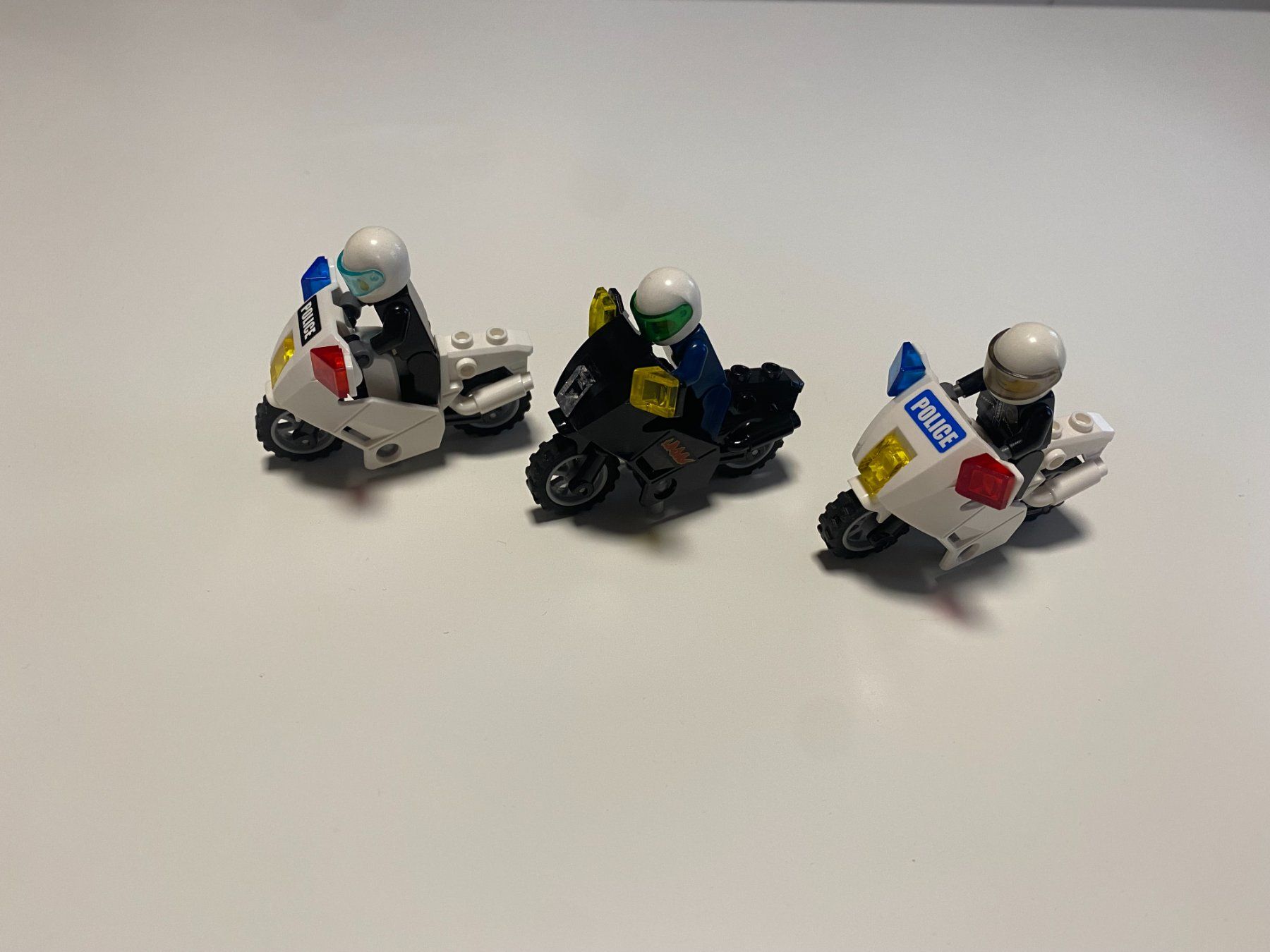 Lego Giocattoli: LEGO - FIGUREN - MIT - MOTORRÄDER – Usato da Gelterkinden venduto da ajdt4 1