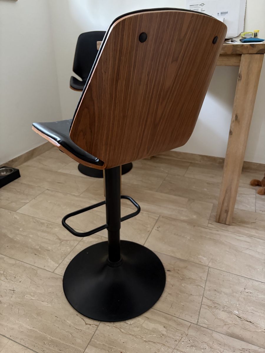 Hocker: 2 Design Bar Stools – Gebraucht aus Regensdorf von WetTowel42 1
