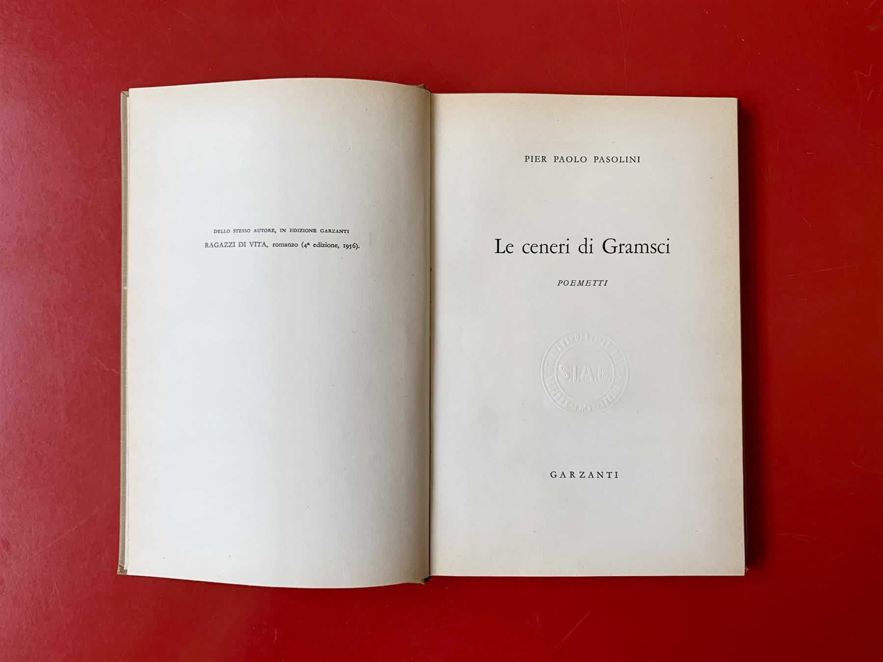 Libri: Le ceneri di Gramsci von P.P. Pasolini – Usato da Zürich venduto da ZuercherBrockenhaus 4