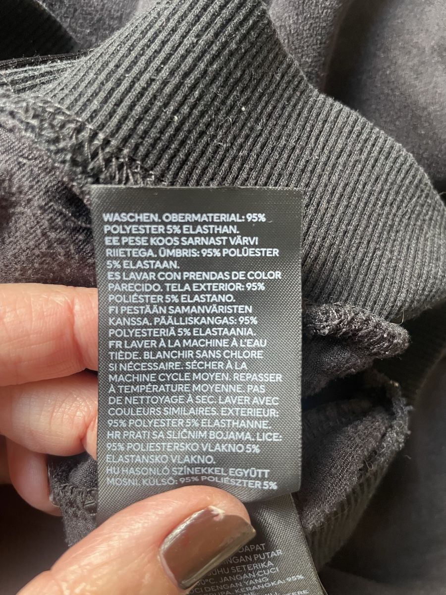 H&M Maglioni & Felpe: Jaquette training H&M noire 146/152 – Usato da gland venduto da Moral 3