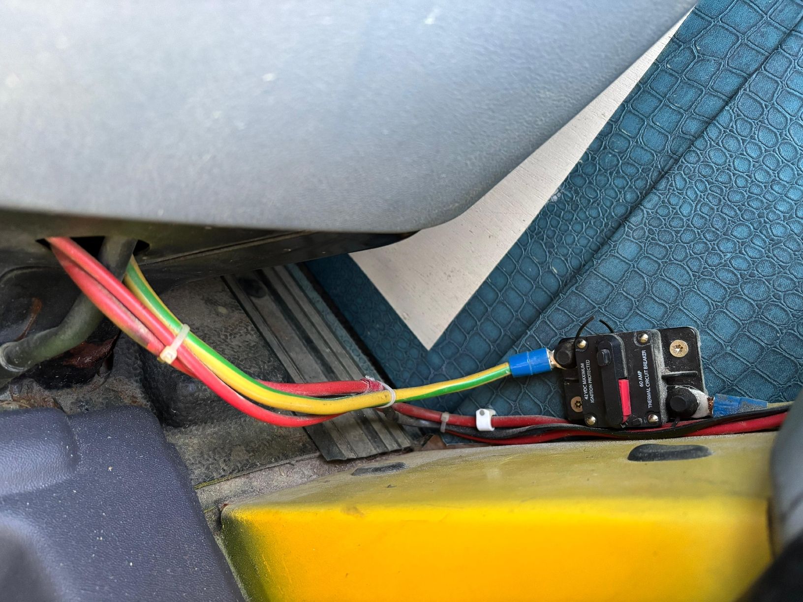 Ford Véhicules de camping: Ford Transit Camper – D'occasion à Wölflinswil par mic_n96m 9
