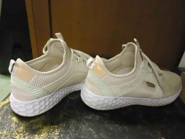 Bench Chaussures femmes: Bench Damen Sneakers Grösse 39 – D'occasion à Zürich par liquidation-cobra 5