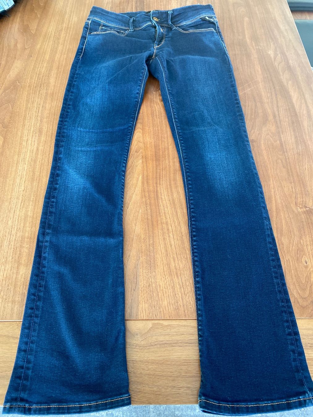 Replay Jeans: Jeans Damen von Replay Grösse 27/32 – Usato da Schwyz venduto da Trofana