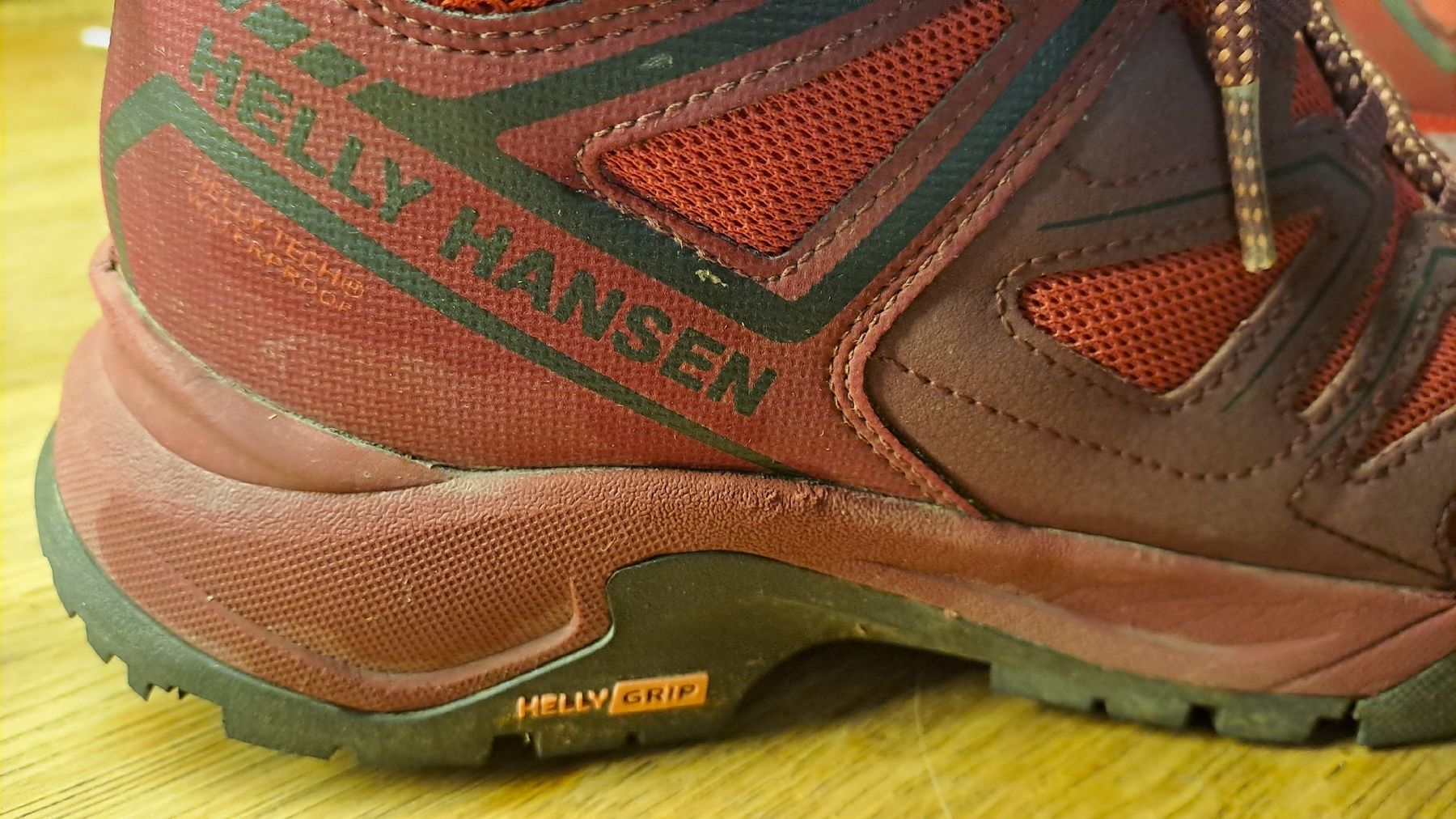 Helly Hansen Chaussures garçon: Helly Hansen Outdoorschuhe Gr.37,5 – D'occasion à gümmenen par flower124 2