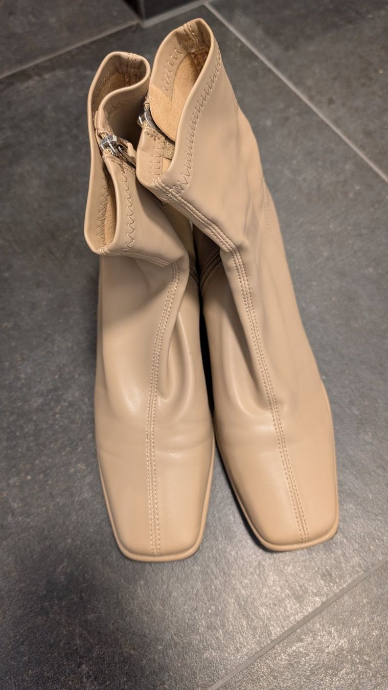 Damenschuhe: Schuhe – Neu (gemäss Beschreibung) aus Läufelfingen von sup_lf5n