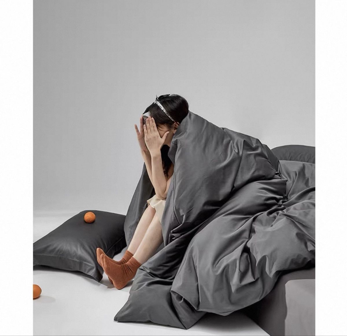 Biancheria da letto: 4-Piece Bedding Set - grey, 100% long-staple Cotton – Usato da Dübendorf venduto da zhe_69pd 3