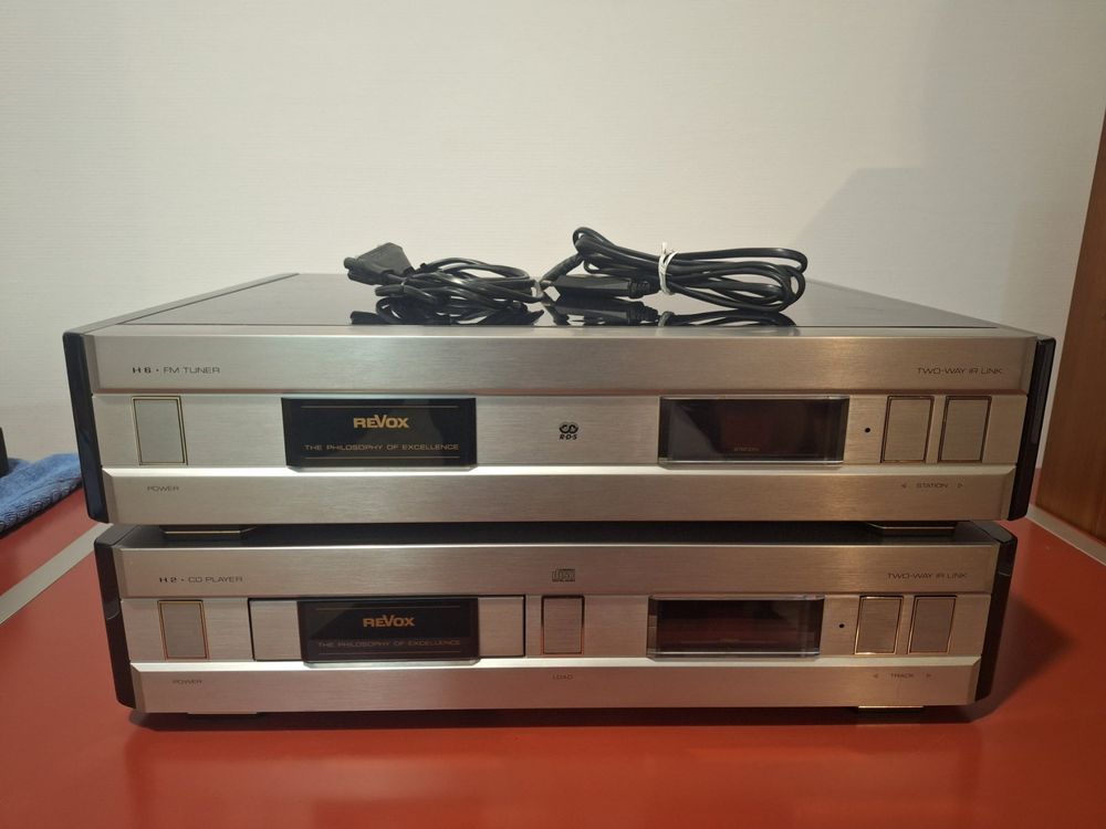 Ensemble Revox H6 Tuner et H2 CD Player d'occasion (Gebraucht) in ...