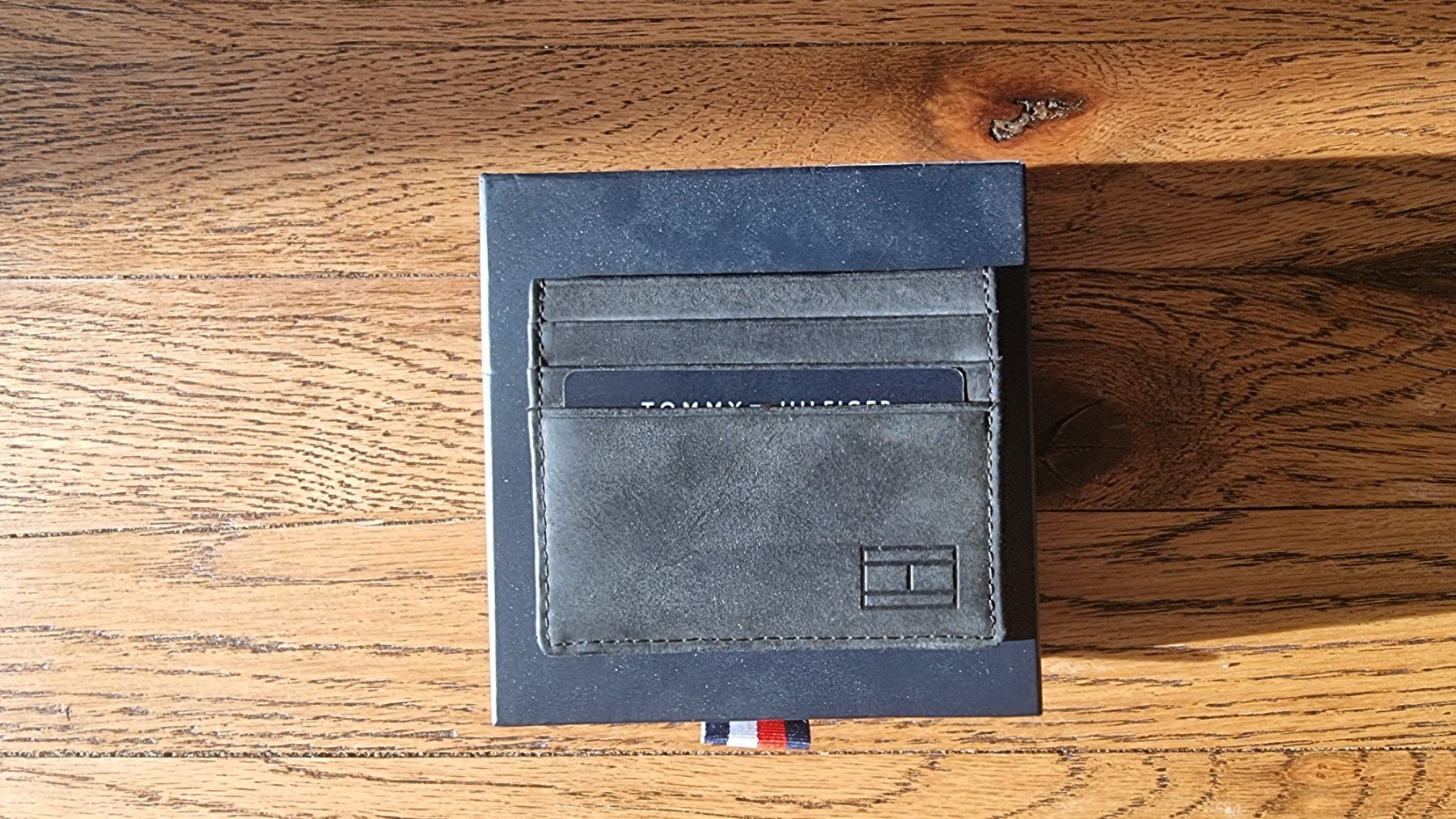 Portafogli: Tommy Hilfiger Cardholder – Nuovo (secondo la descrizione) da Horgenberg venduto da Esteban_Cri