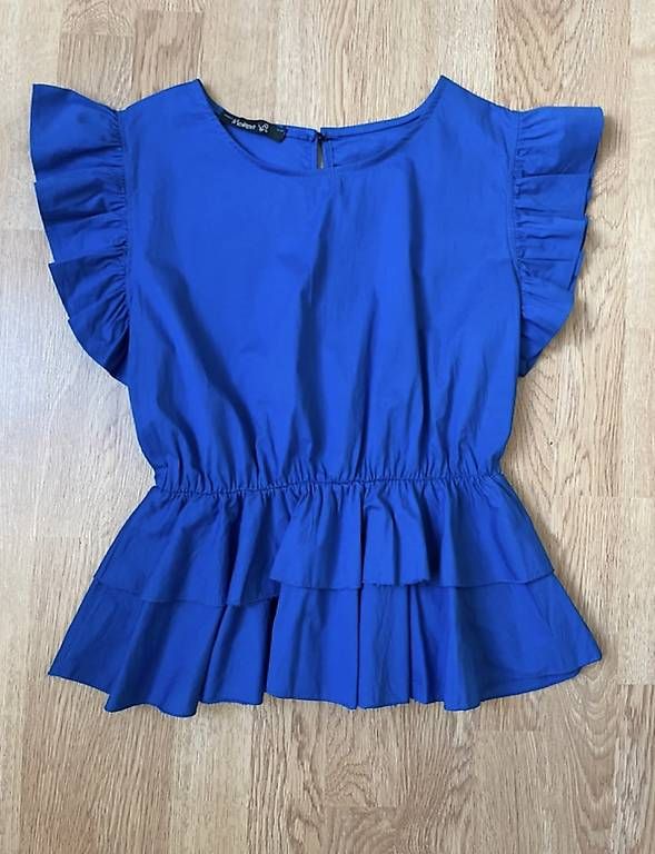 Tops: Top maniche corte con volant – Neu (gemäss Beschreibung) aus Bellinzona von sar_c6df