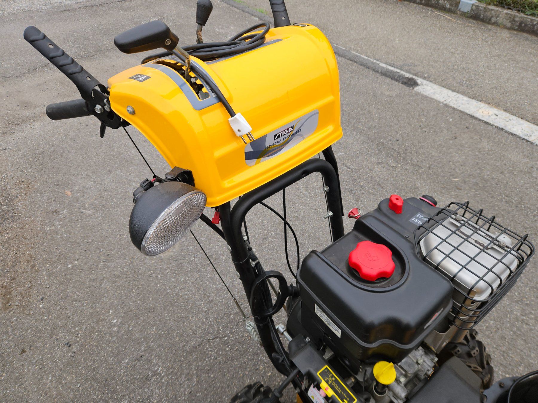 Stiga Toutes les machines: Schneefräse Stiga – D'occasion à Oberburg par M86 6