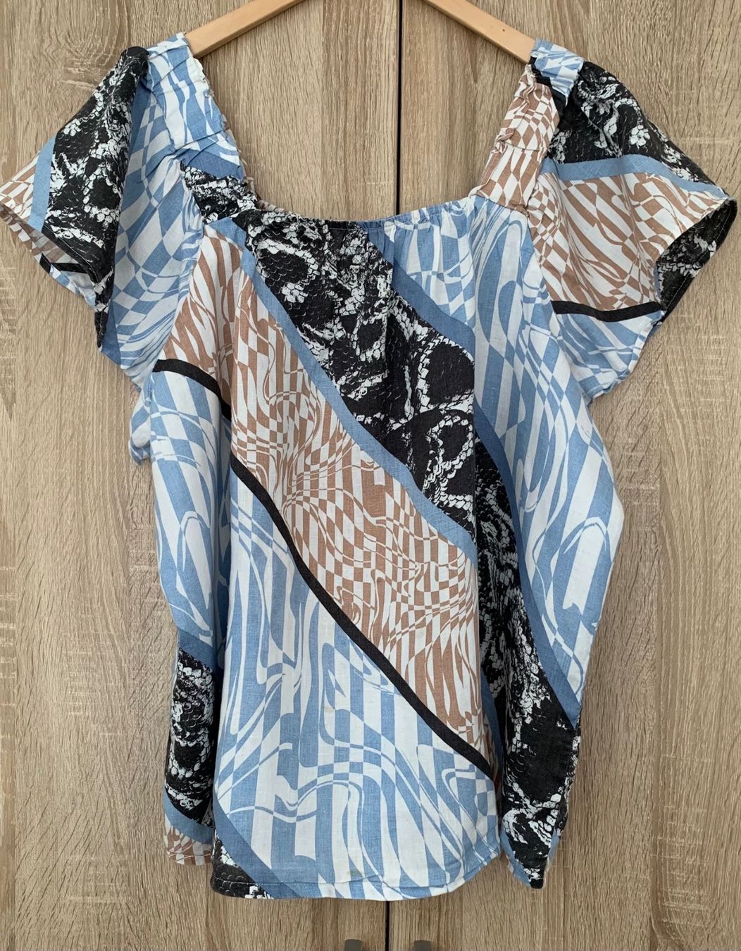 Next Camicette: Next Leinenbluse Grösse 46 bunt blau schwarz – Usato da Nussbaumen AG venduto da brigitebardot 1