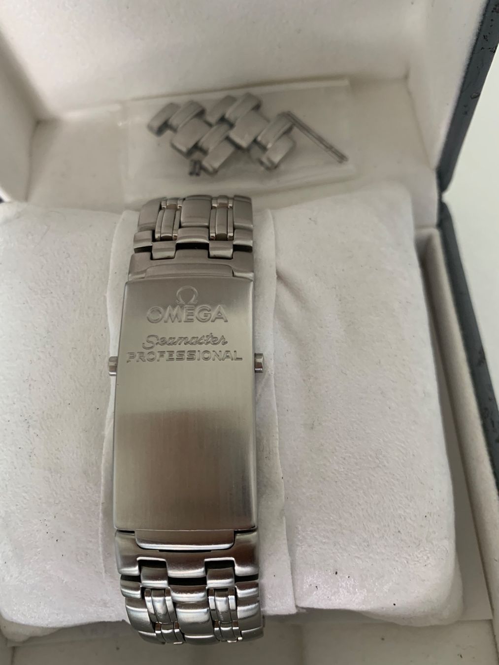 Omega Montres: OMEGA SEAMASTER PROFESSIONAL CHRONOMETER DIVER 300M 41 MM – D'occasion à Allschwil par Druker 7
