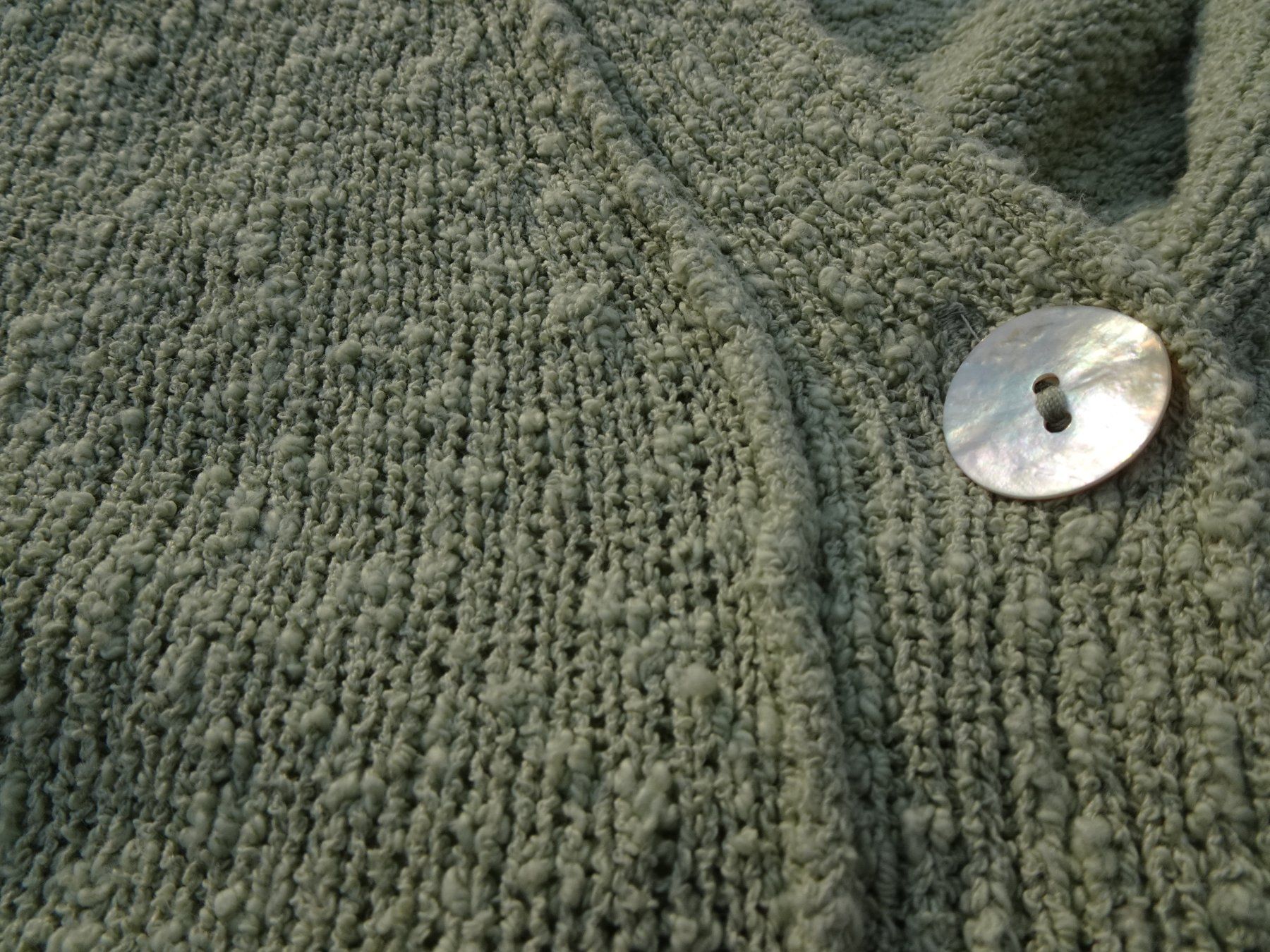Giacche: Junghans Strickshirt Strickjacke grün Gr M Cardigan – Usato da Winterthur venduto da blumeblau77 3