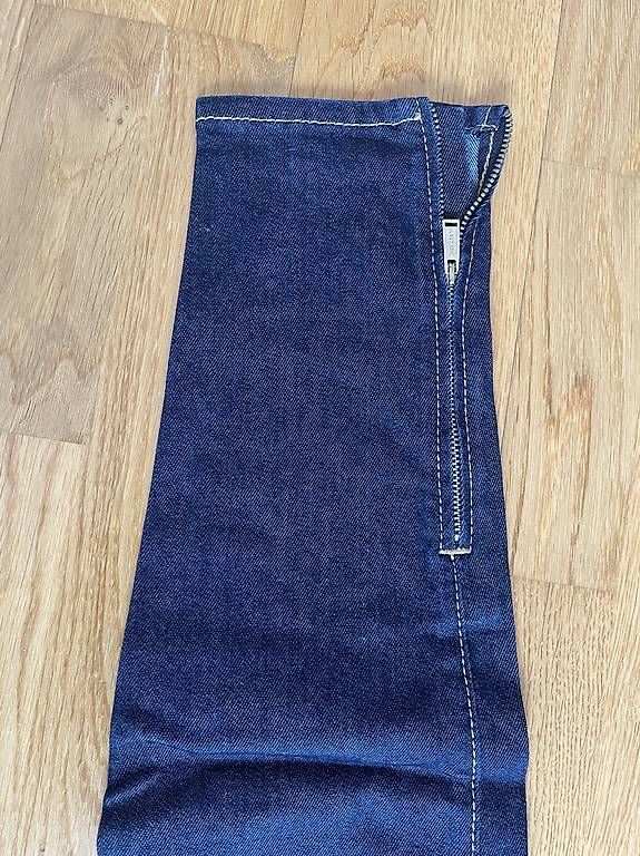 Dsquared2 Jeans: Dsquared Jeans – Nuovo (secondo la descrizione) da Zürich venduto da Fra_maj 3