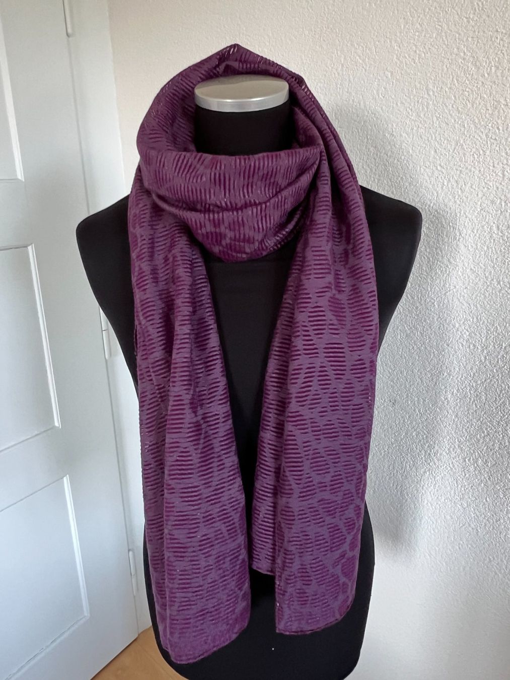 Colora Foulards, Tücher & Schals: Colora Schal, Lila, NEU – Neu und originalverpackt aus Worb von farben20zauber 1