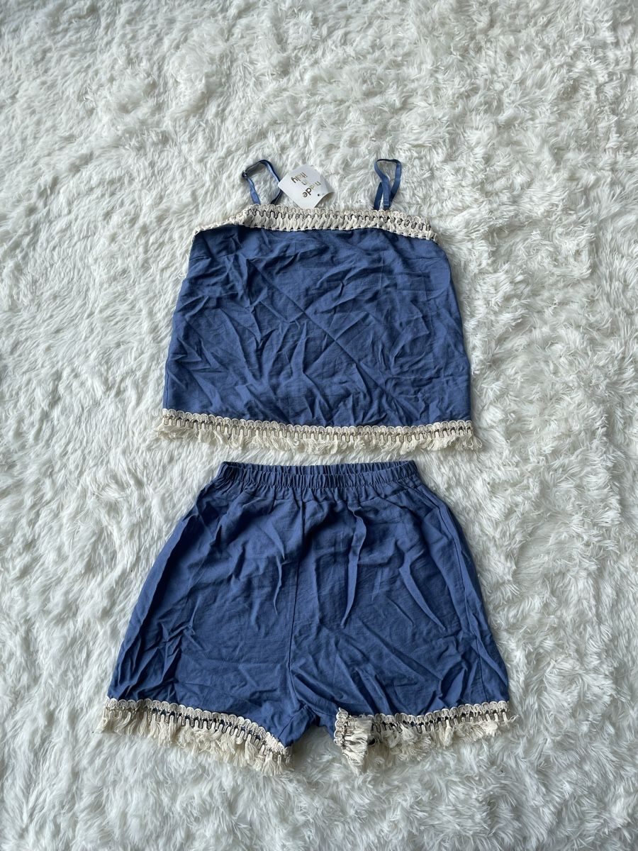 Kleiderpakete: ENSEMBLE TOP ET SHORT BLEU À FRANGES NEUF – Neu und originalverpackt aus Lausanne von mau_6tnl 1