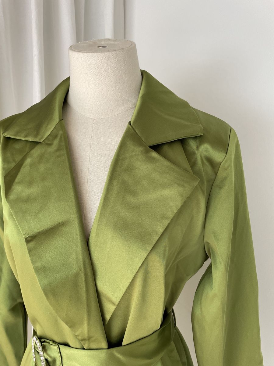 Cappotti: Grüne Blazer mit gürtel – Nuovo (secondo la descrizione) da Baden venduto da kar_rm7y 1