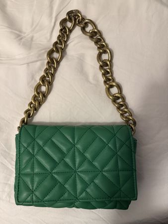 Grüne Zara Tasche 