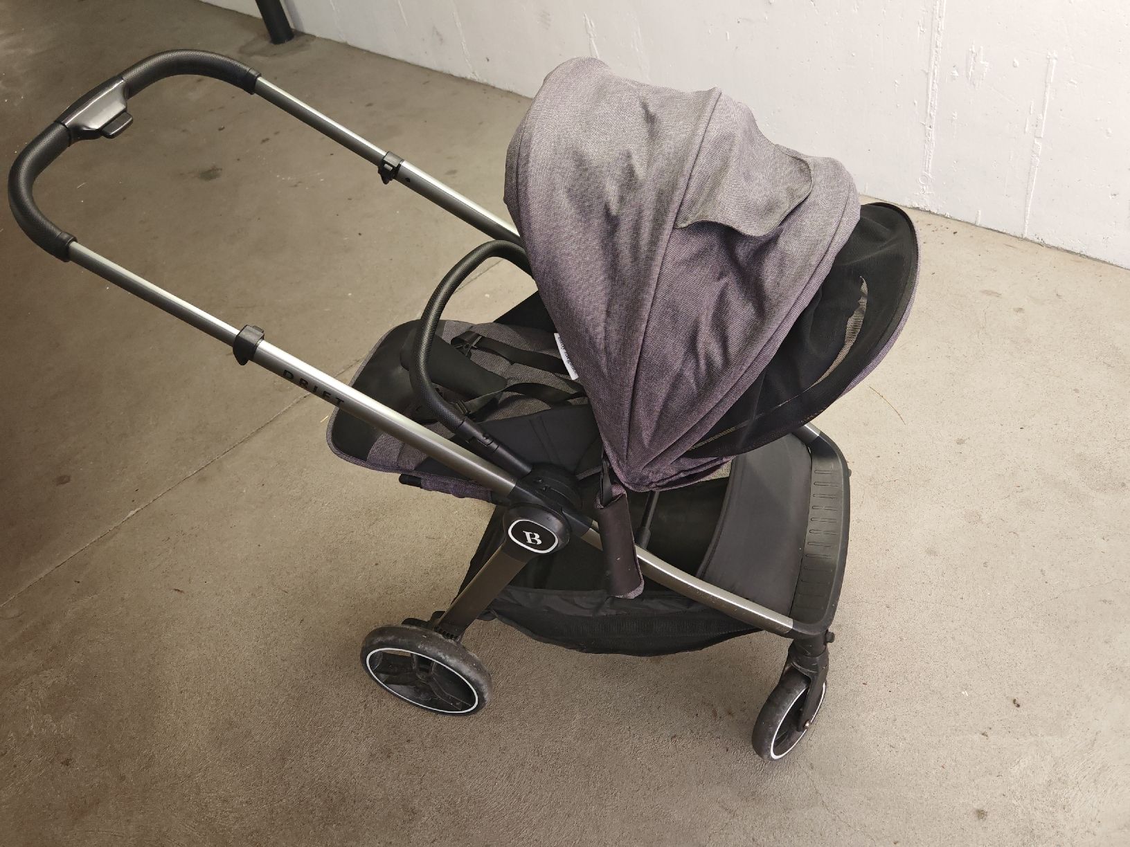 Kinderwagen: Kinderwagen Buggy "DRIFT" Marke  dunkelgrau gebraucht – Gebraucht aus Unterlunkhofen von foexel88 2