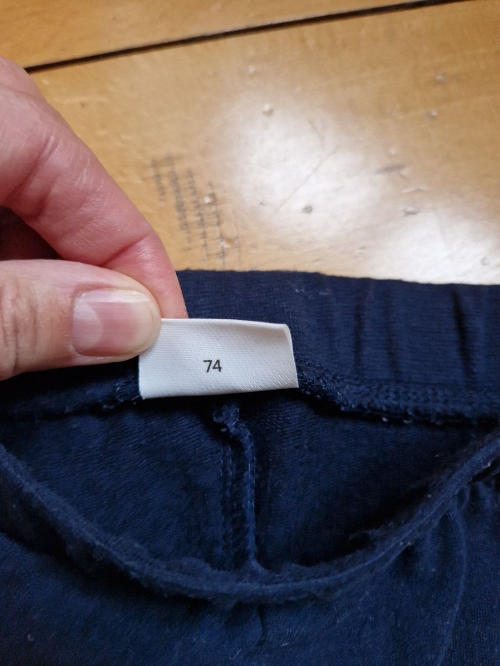 S.Oliver Pantaloni: Trainerhose von s.Oliver Grösse 74 – Usato da Innerberg venduto da Noe25 1