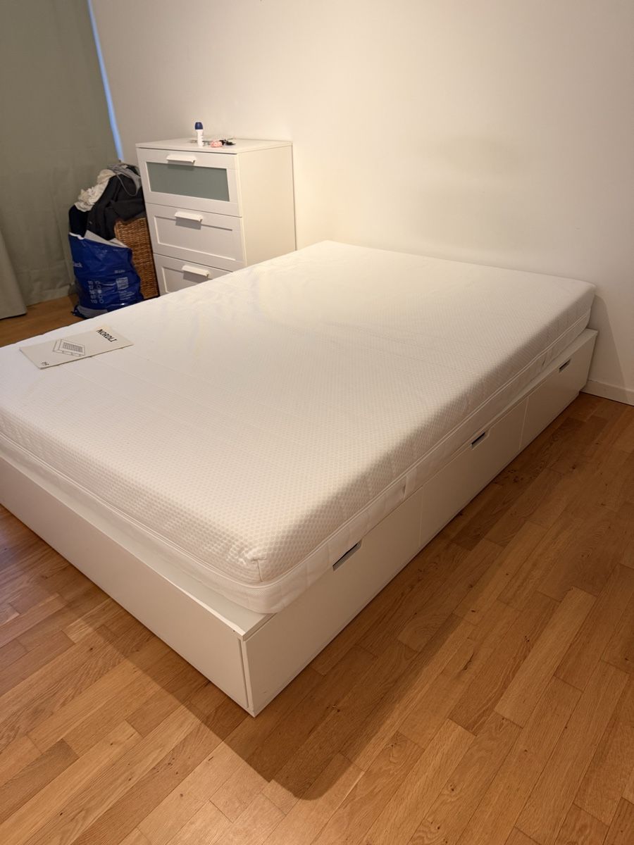 Ikea Letti: IKEA bed – Usato da Zürich venduto da ire_bxf2 2