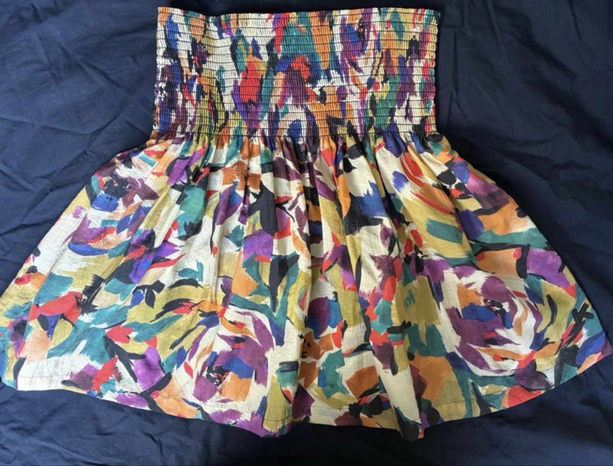 Kenzo Röcke: Jupe Kenzo imprimé coloré taille 38 Neuve – Neu (gemäss Beschreibung) aus Yverdon-les-Bains von mat_tv6q