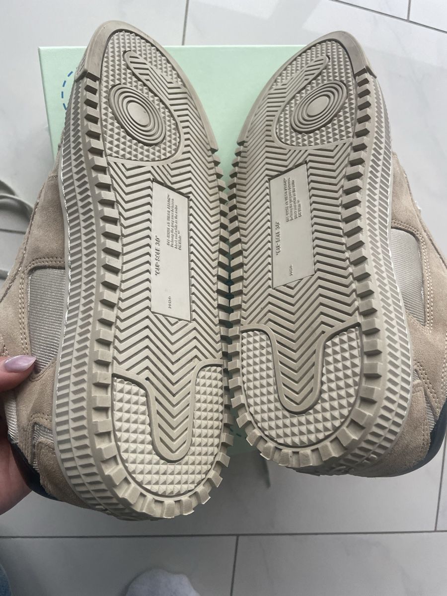 Off-White Scarpe da uomo: Gr.43 Off-White Floating Arrow Suede Sneakers – Usato da Au ZH venduto da Daiga 5